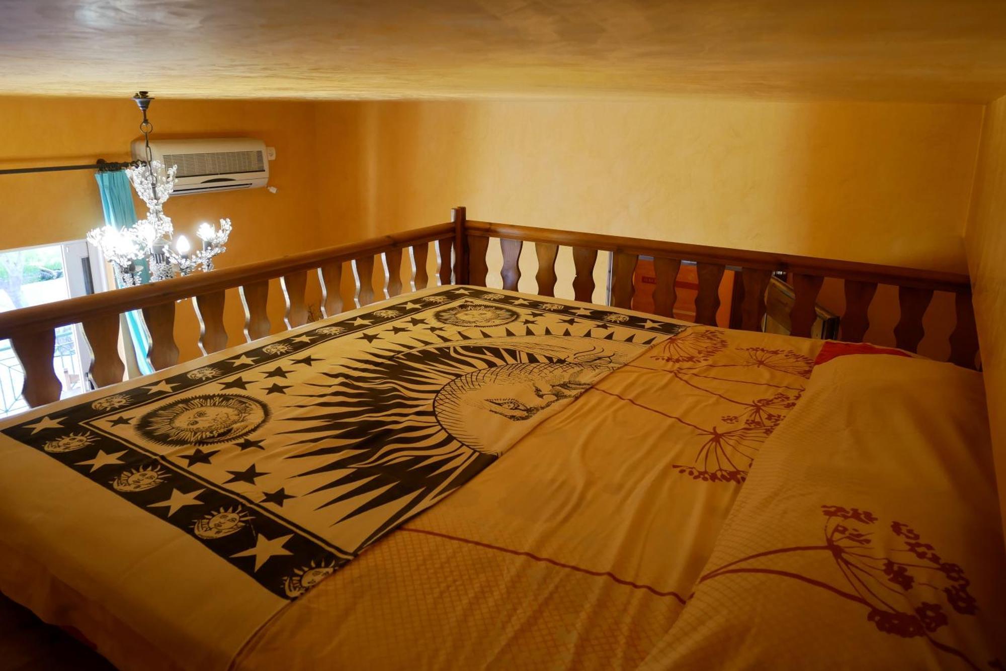 Bed and Breakfast Casa Di Luce Agia Marina  Екстер'єр фото